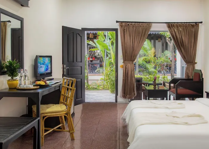 The Oasis Harbor Hotel 4*