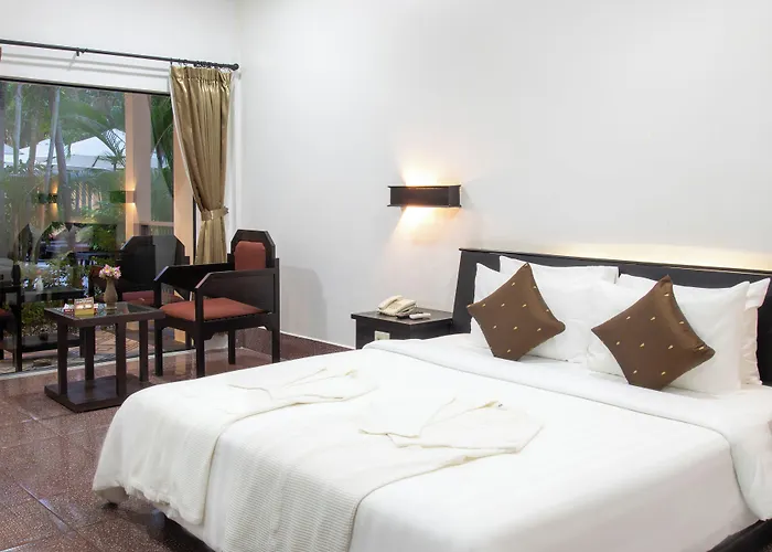 Hotel The Oasis Harbor 4*